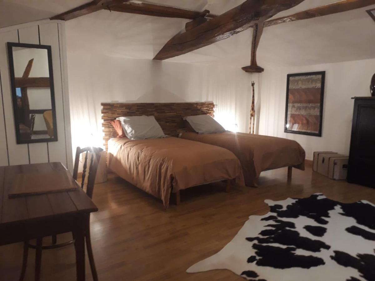 Maison De Campagne Avec Cheminee Et Exterieur La Neuville-aux-Bois Екстериор снимка